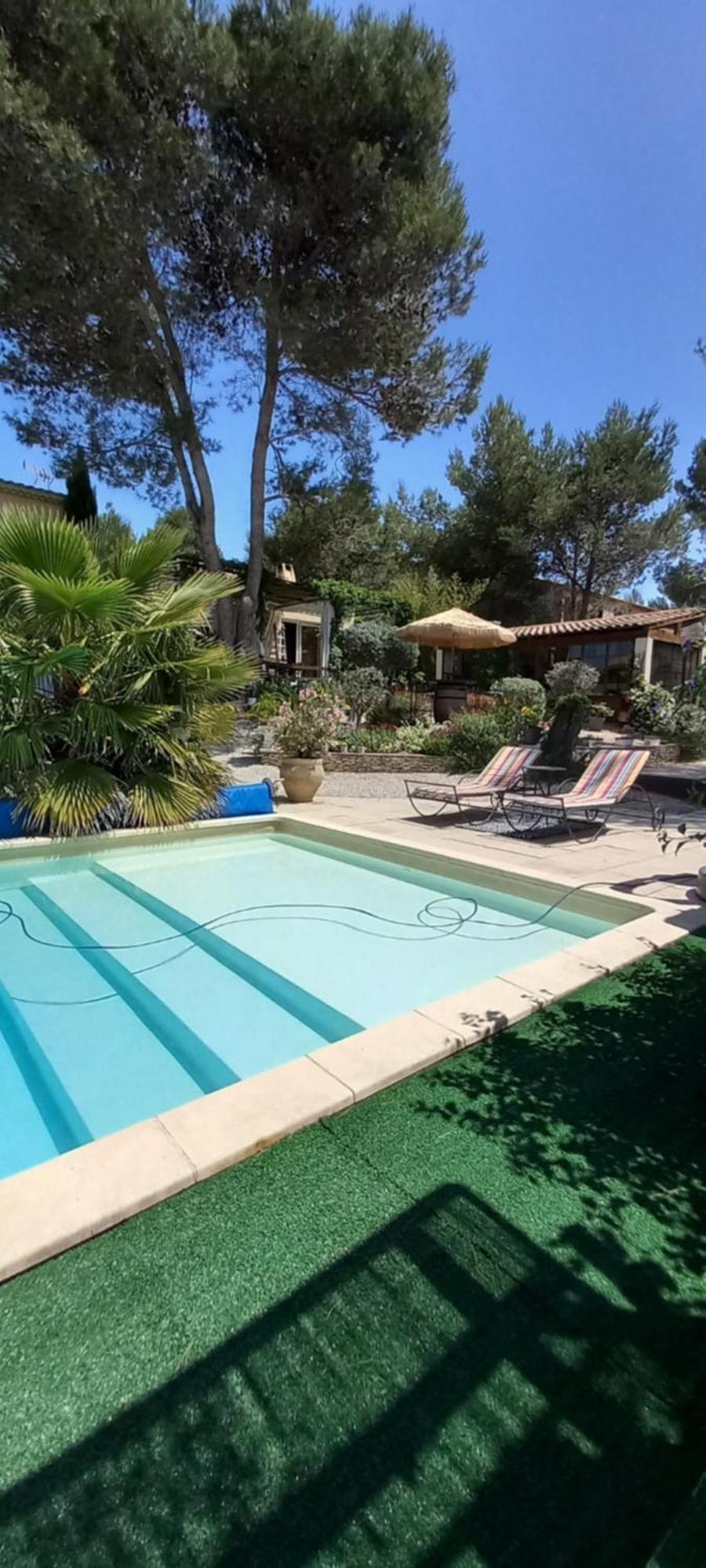 Les Coronilles Bed & Breakfast Beaucaire  Exterior foto