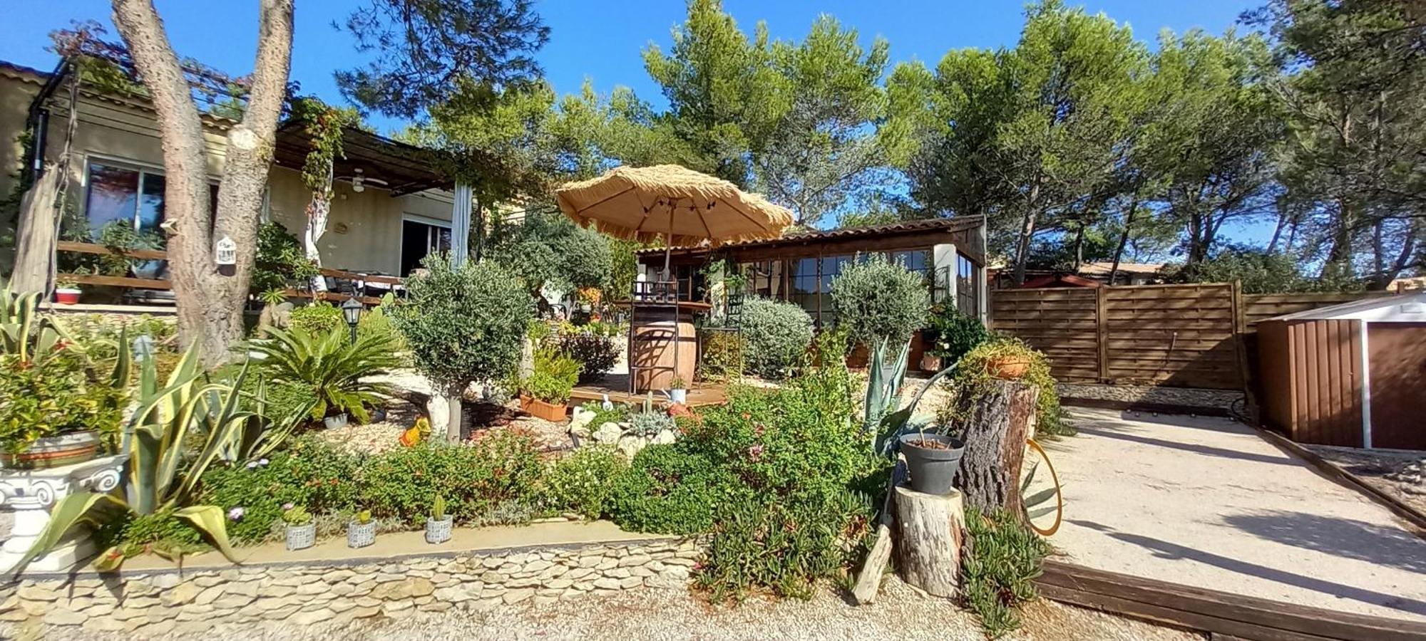 Les Coronilles Bed & Breakfast Beaucaire  Exterior foto